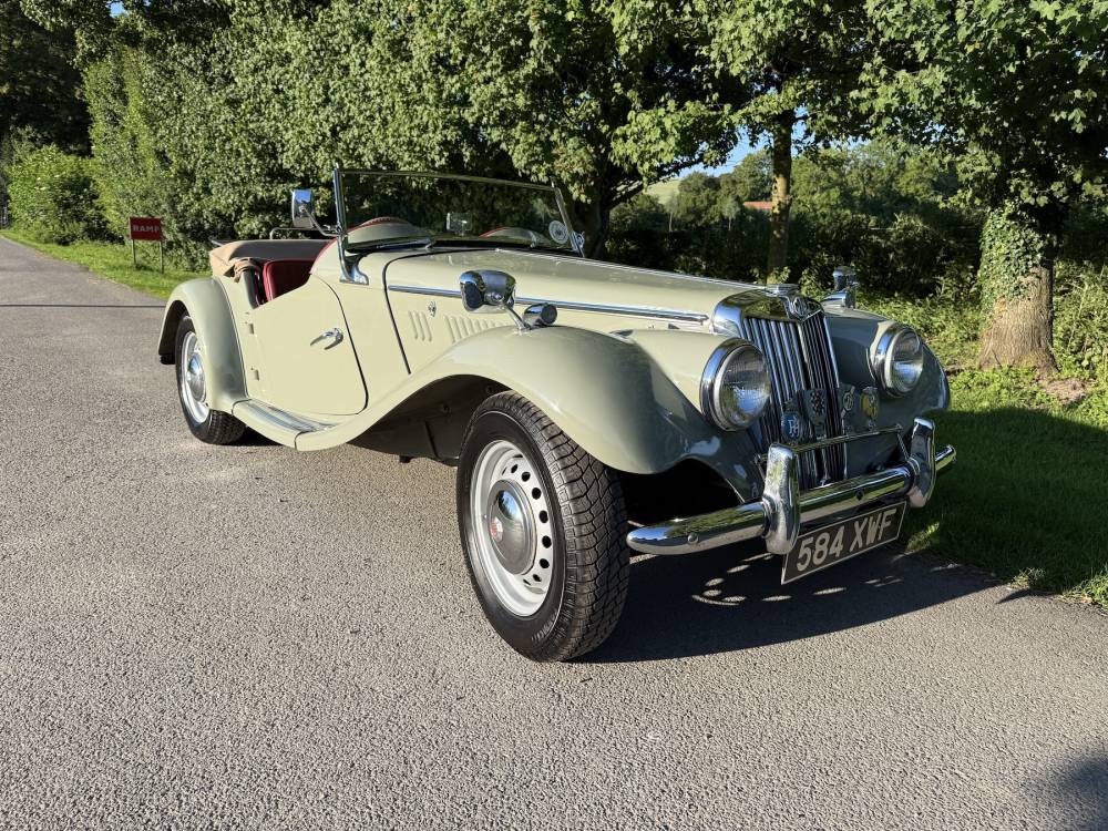 1954 MG TF - Birch Grey, UK Sup...