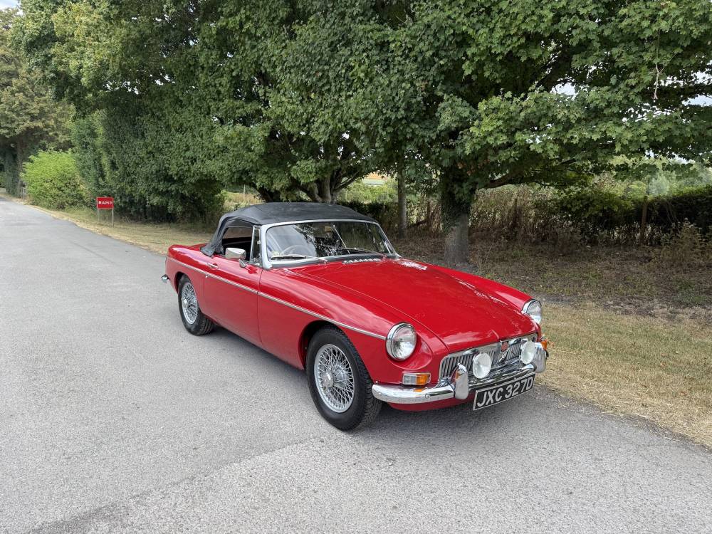 1966 MGB Roadster - wire wheels, overdrive