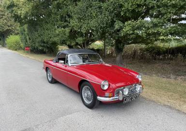 1966 MGB Roadster - wire wheels, overdrive