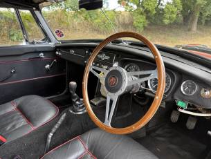1966 MGB Roadster - wire wheels, overdrive