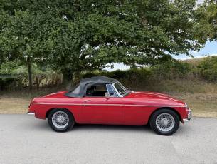 1966 MGB Roadster - wire wheels, overdrive